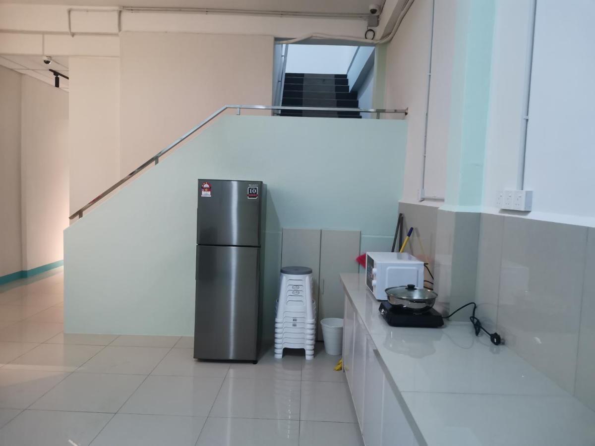 Color Mixed Home Hostel جورج تاون المظهر الخارجي الصورة