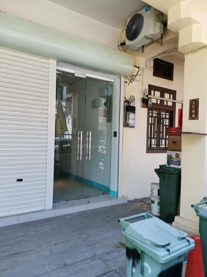 Color Mixed Home Hostel جورج تاون المظهر الخارجي الصورة