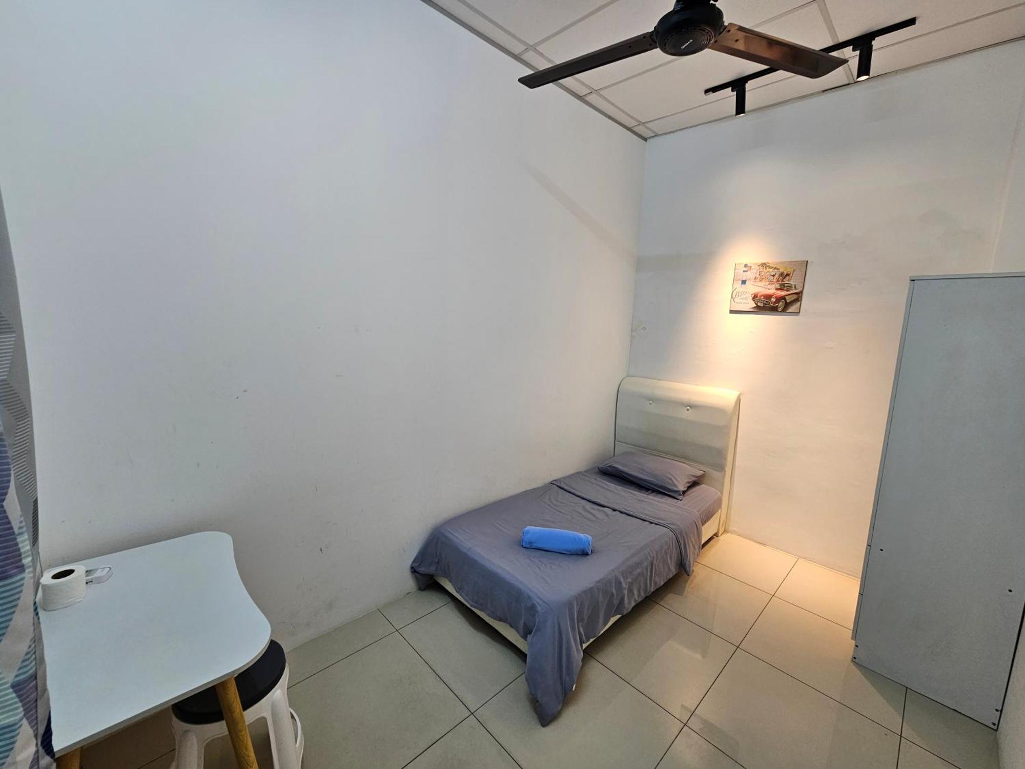 Color Mixed Home Hostel جورج تاون المظهر الخارجي الصورة