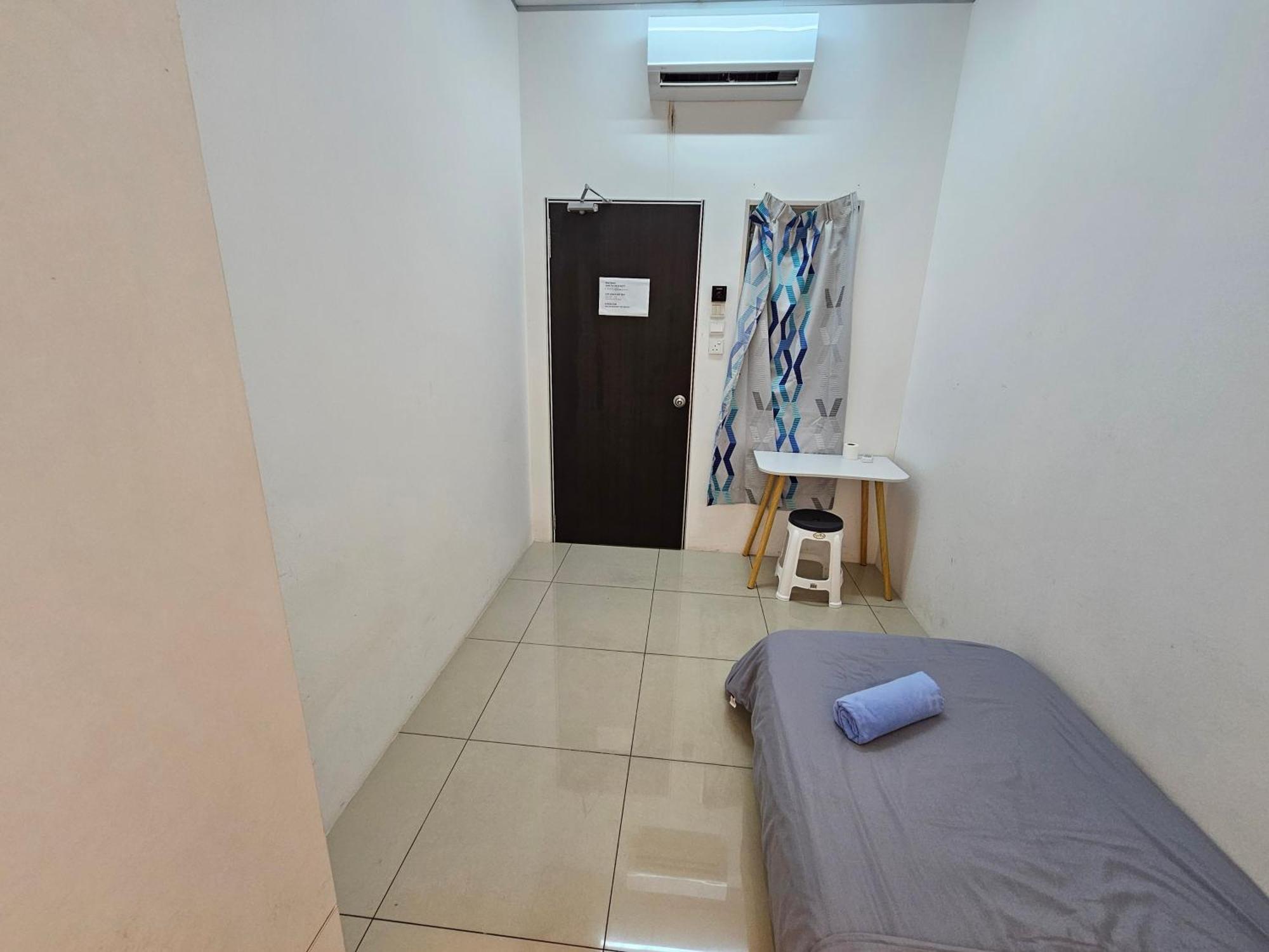 Color Mixed Home Hostel جورج تاون المظهر الخارجي الصورة